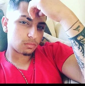 Meet your Posher, Emmanuel